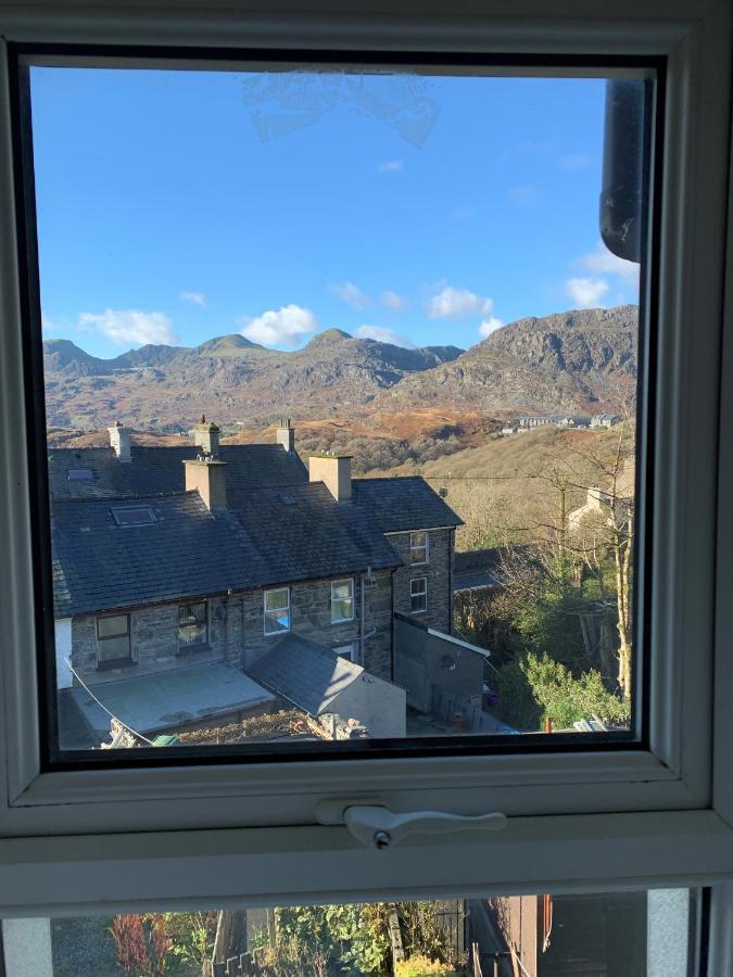 Cosy Cottage In Picturesque Snowdonia With Stunning Views Of The Moelwyn Mountains Blaenau Ffestiniog Zewnętrze zdjęcie